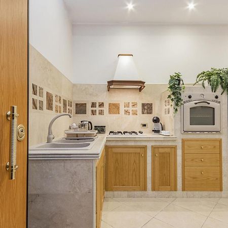 Cafiero Apartment Бари Экстерьер фото