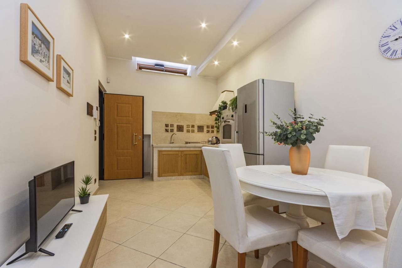 Cafiero Apartment Бари Экстерьер фото