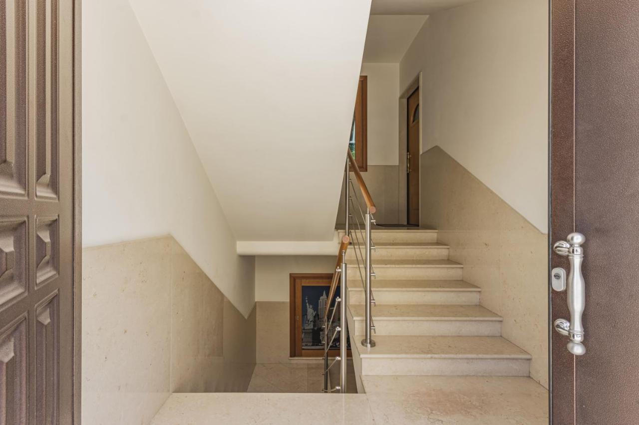Cafiero Apartment Бари Экстерьер фото