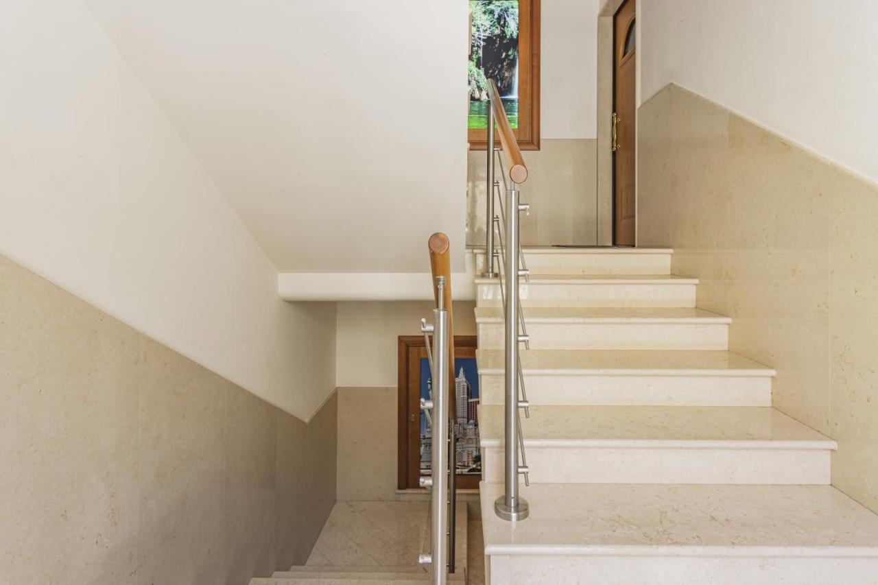 Cafiero Apartment Бари Экстерьер фото
